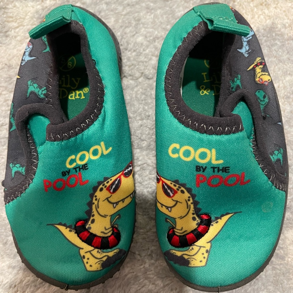 Baby Water Shoes size 5/6